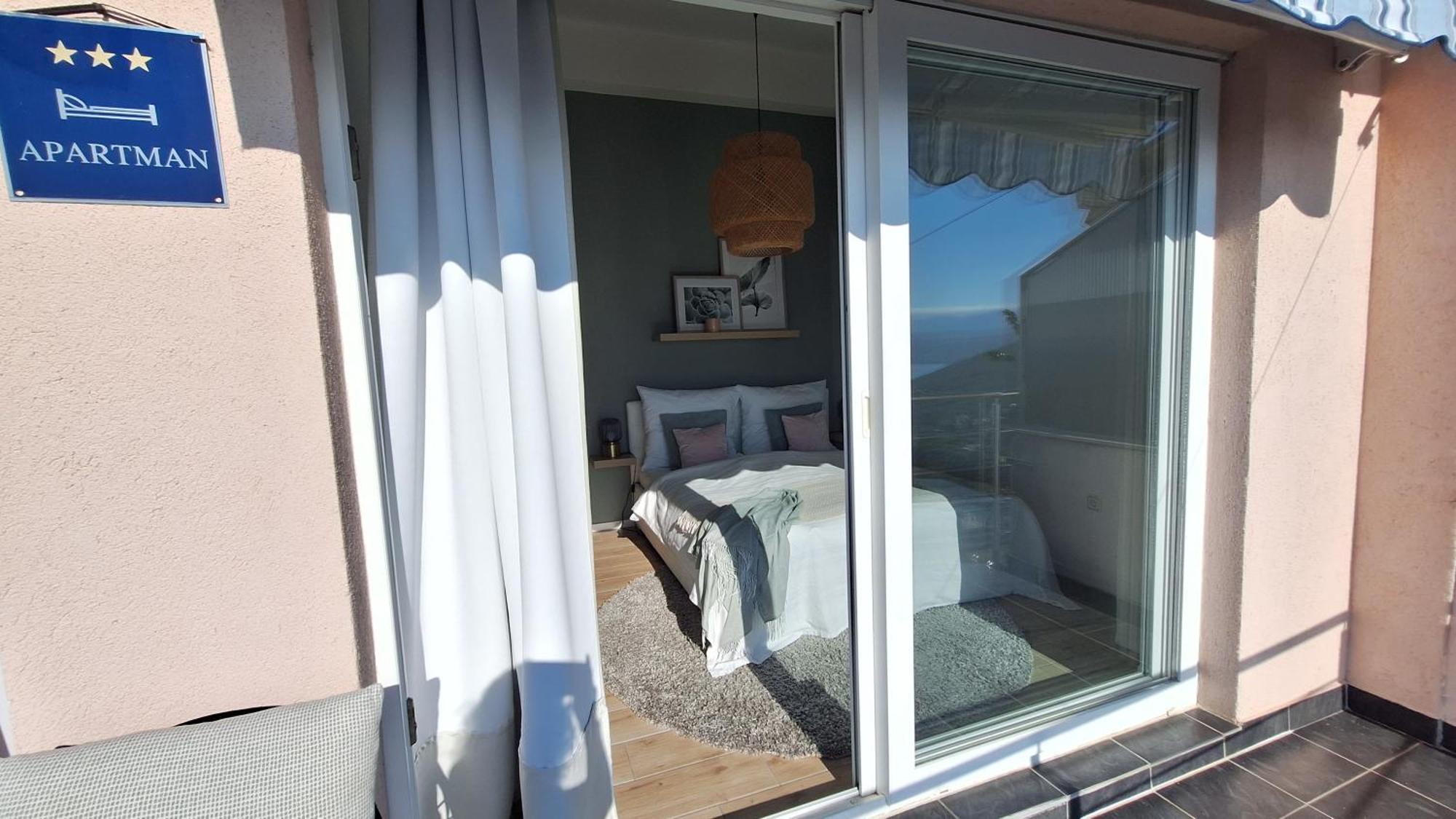 Ferienwohnung Mit 180° Meerblick Dobreć Kültér fotó