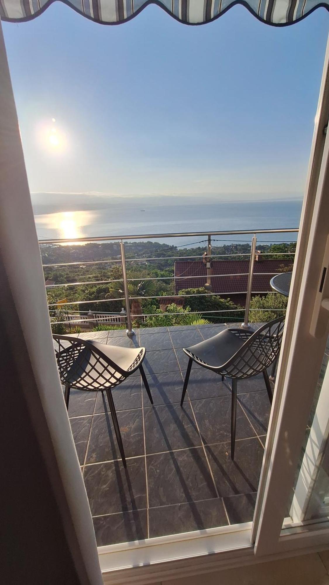 Ferienwohnung Mit 180° Meerblick Dobreć Kültér fotó